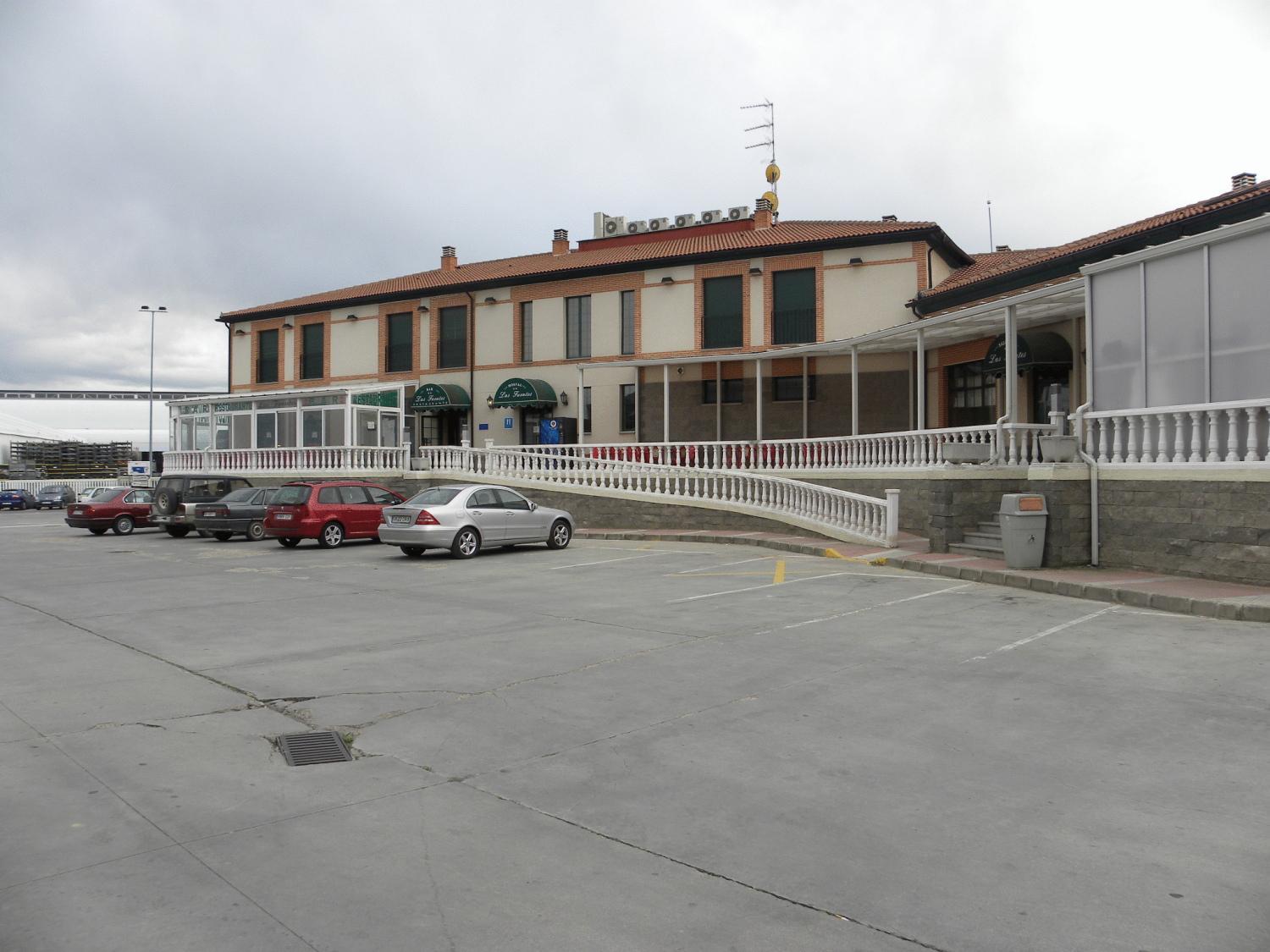 Hostal Las Fuentes Аревало Экстерьер фото